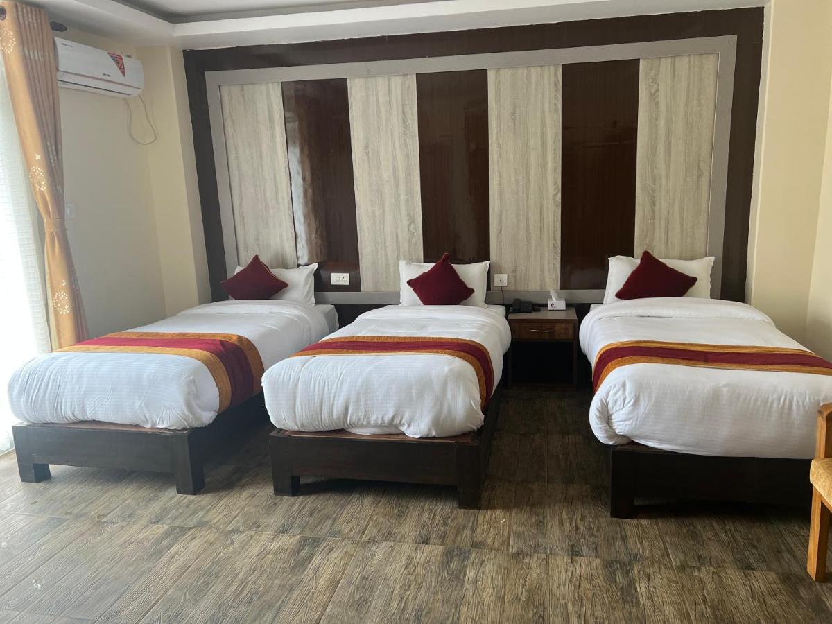 Hotel Murano Pokhara Bagian luar foto