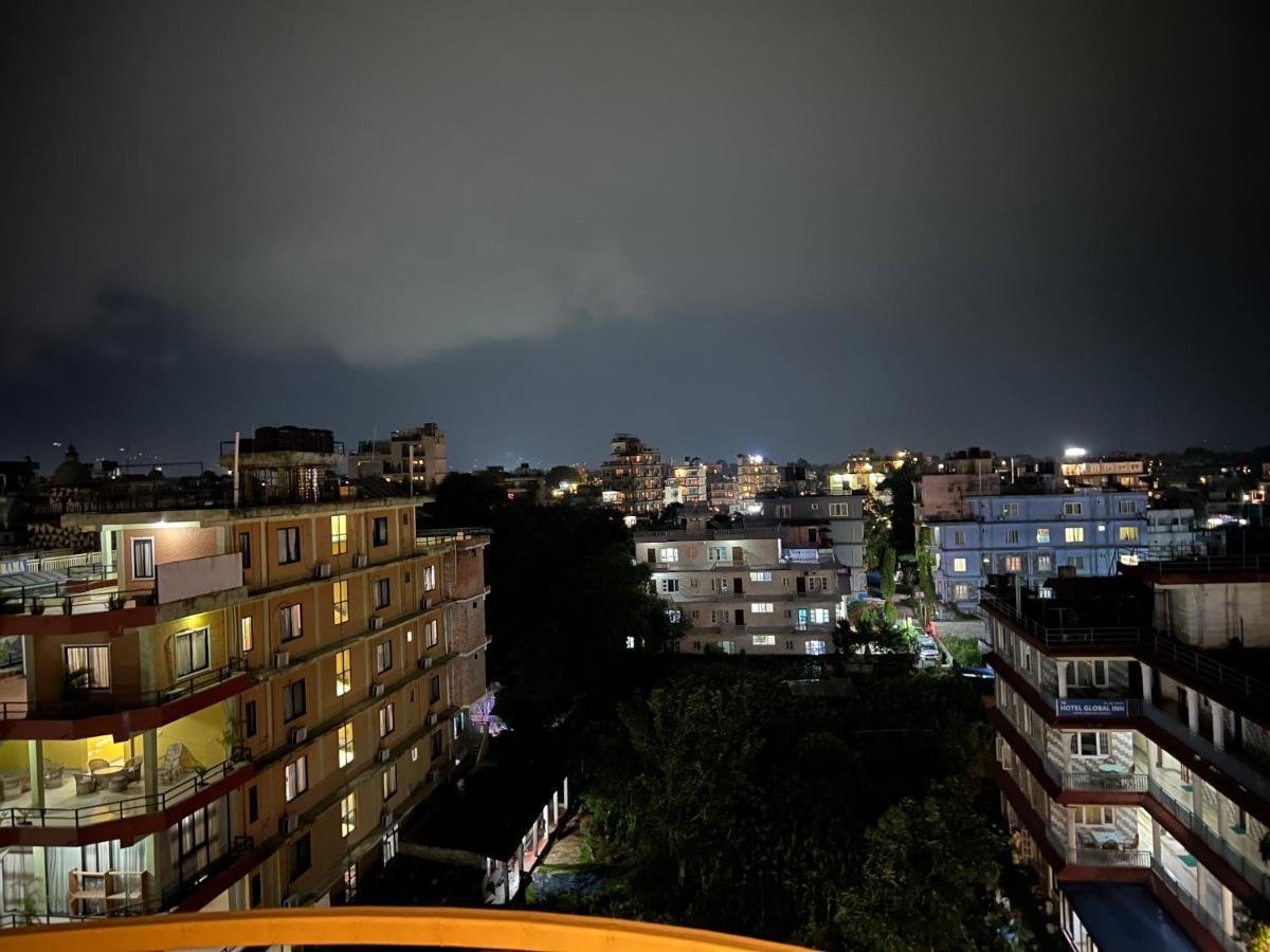 Hotel Murano Pokhara Bagian luar foto