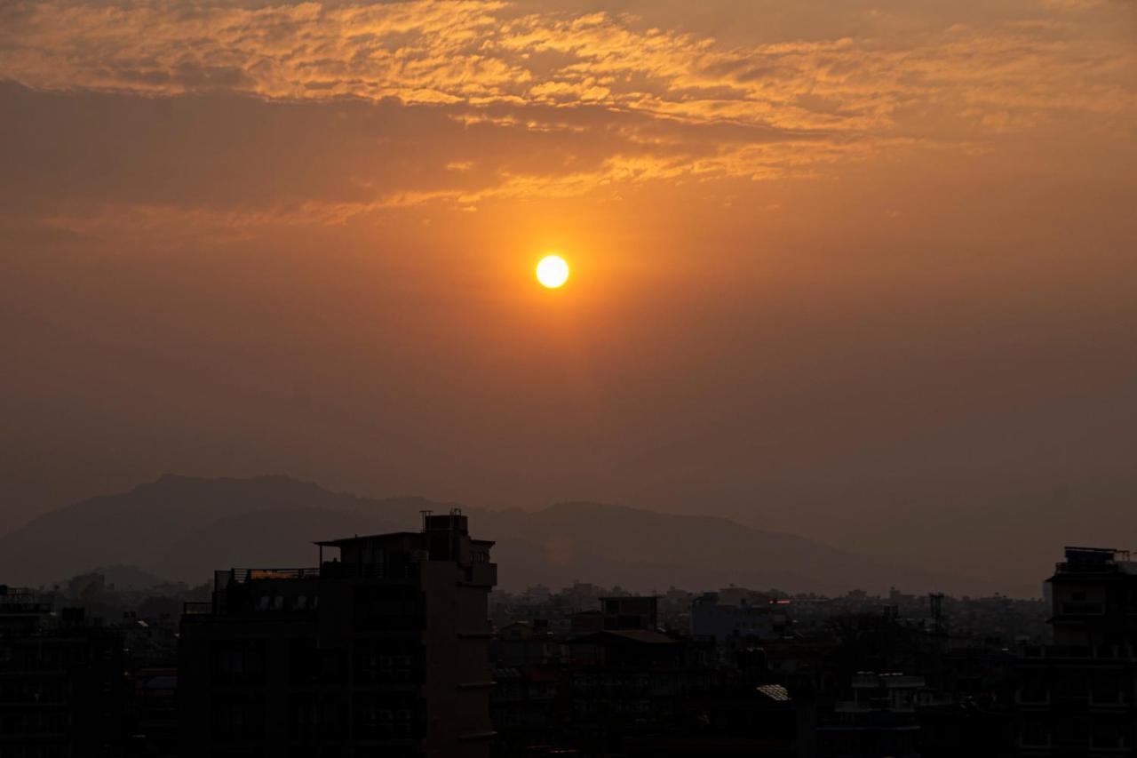 Hotel Murano Pokhara Bagian luar foto