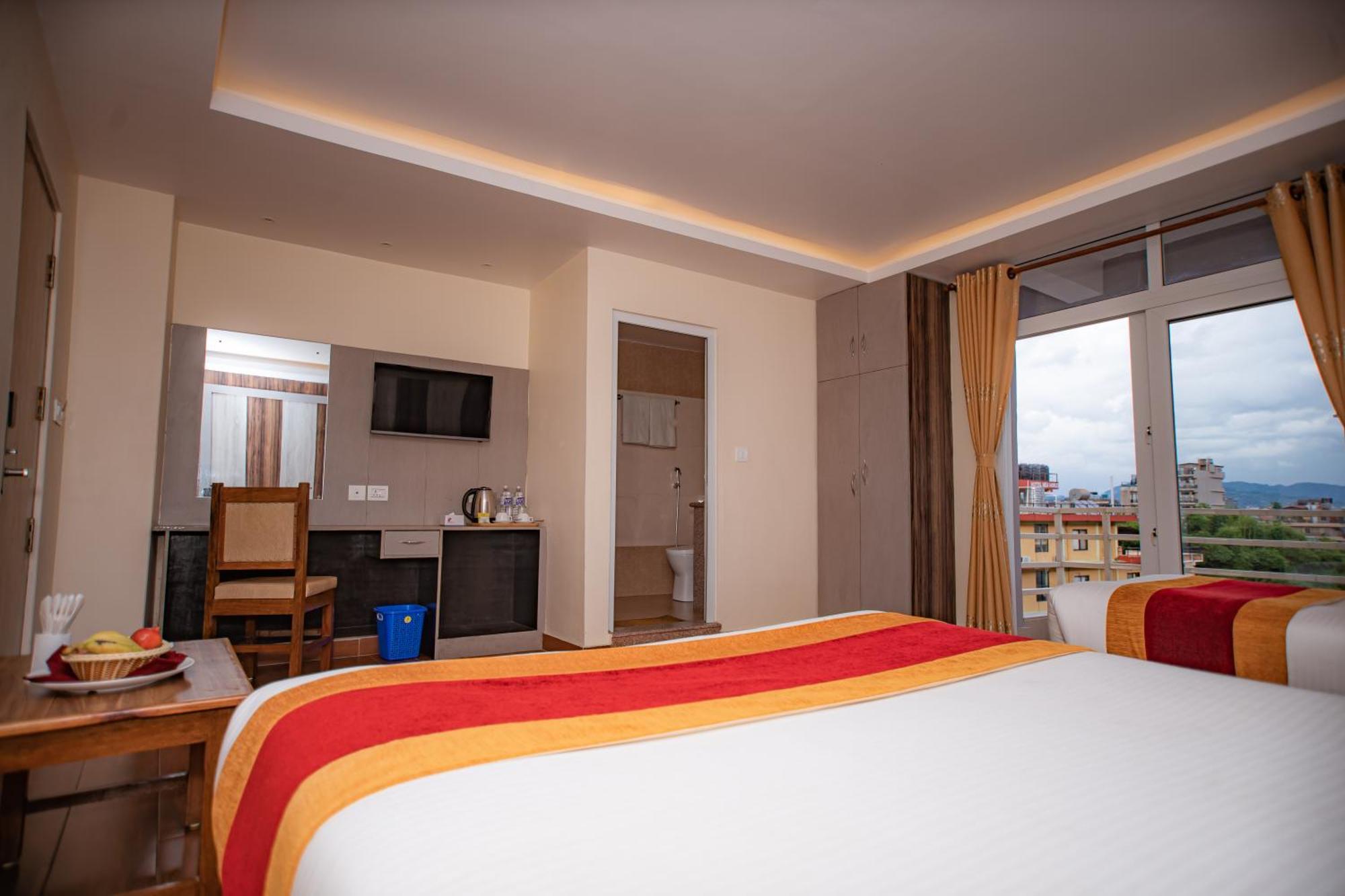 Hotel Murano Pokhara Bagian luar foto
