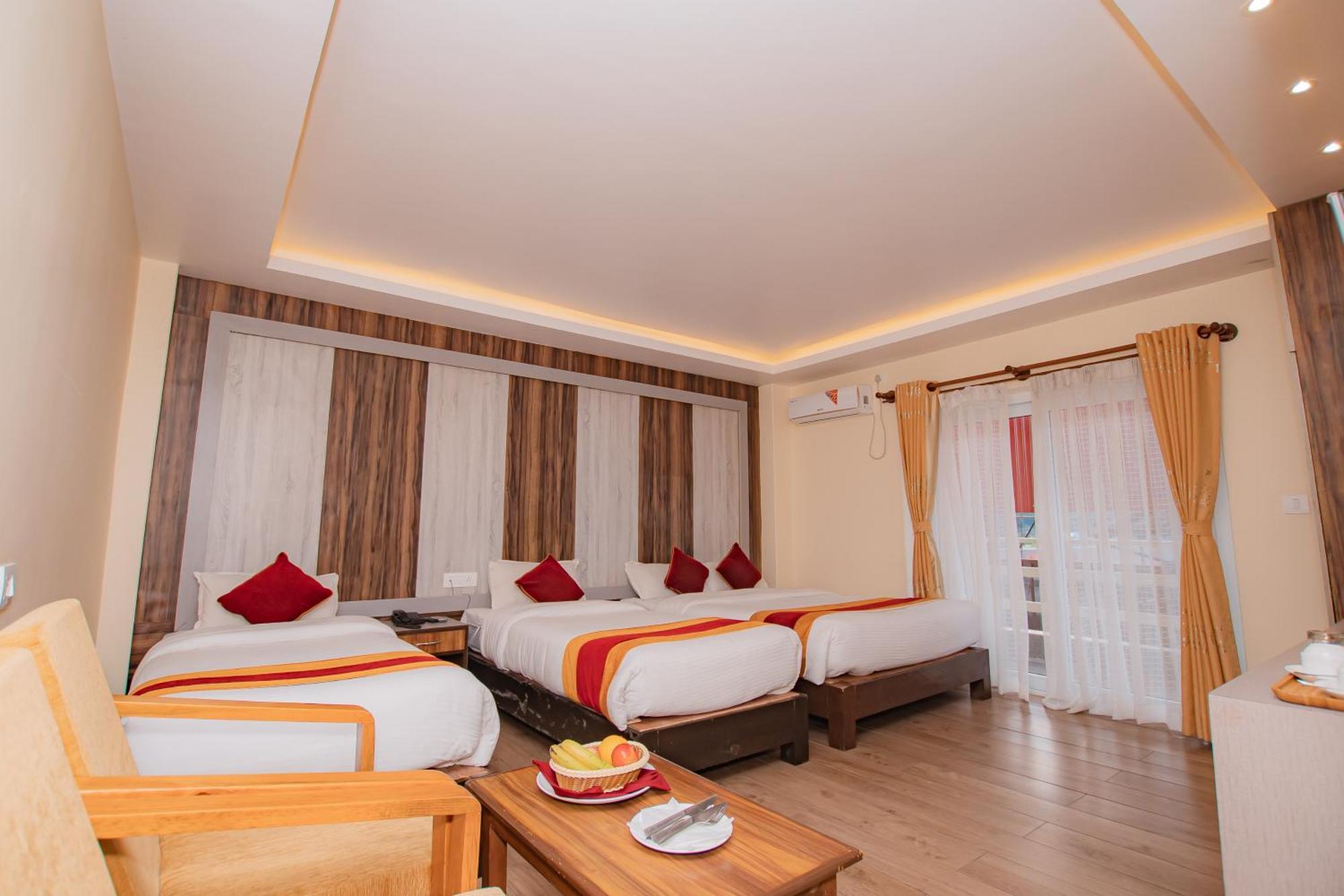 Hotel Murano Pokhara Bagian luar foto