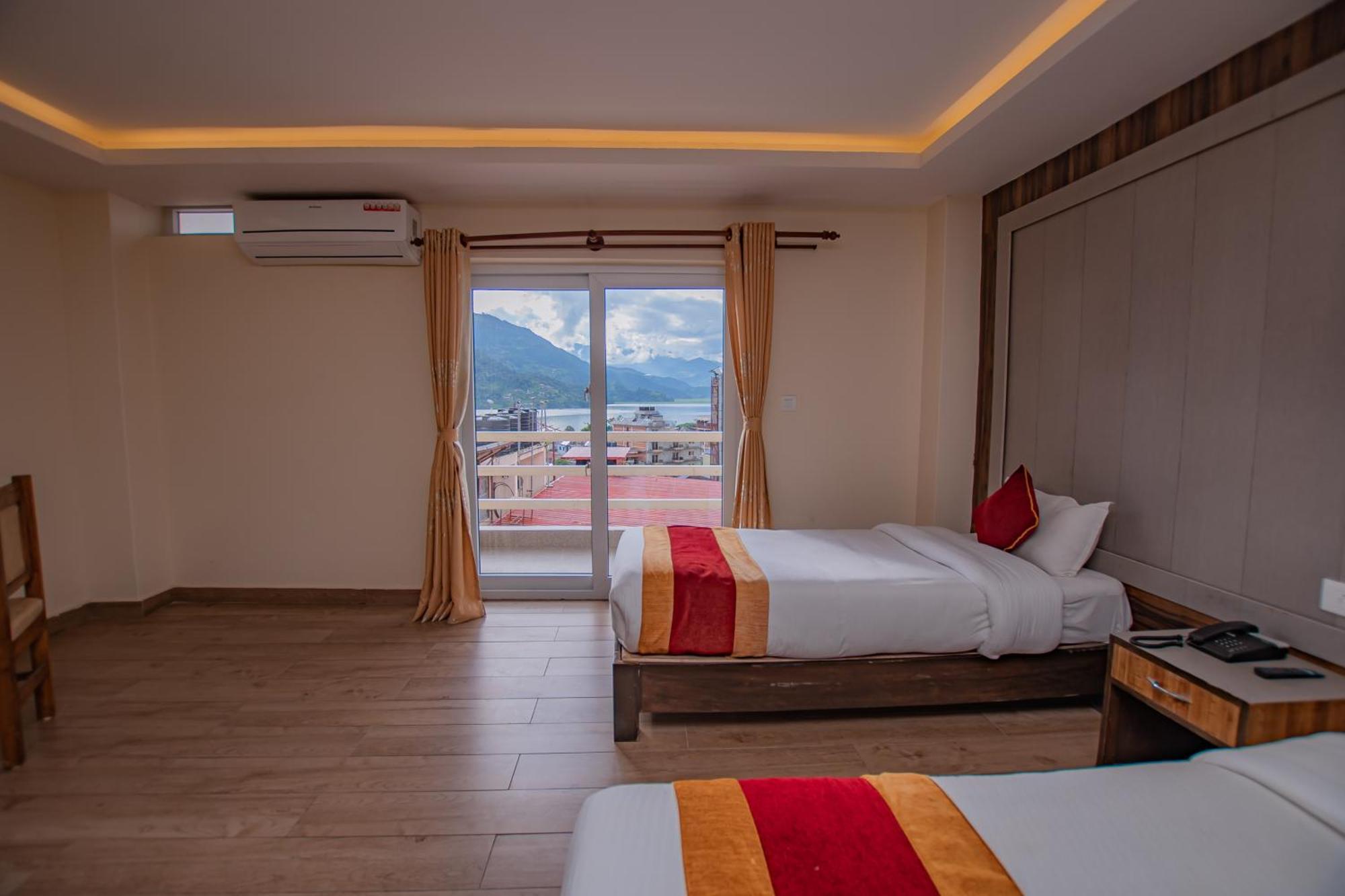 Hotel Murano Pokhara Bagian luar foto